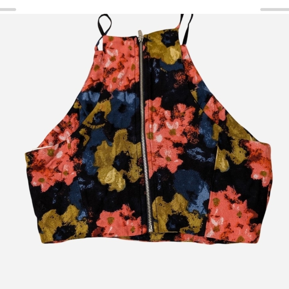 Pre-owAbercrombie & Fitch Floral Halter Crop Top in Black, Coral, Mustard & Navy - Picture 3 of 8